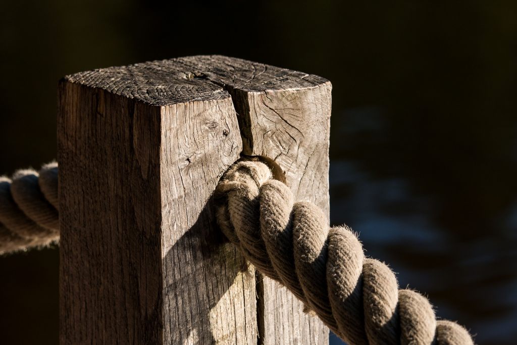 holzgeländer mit seil 2